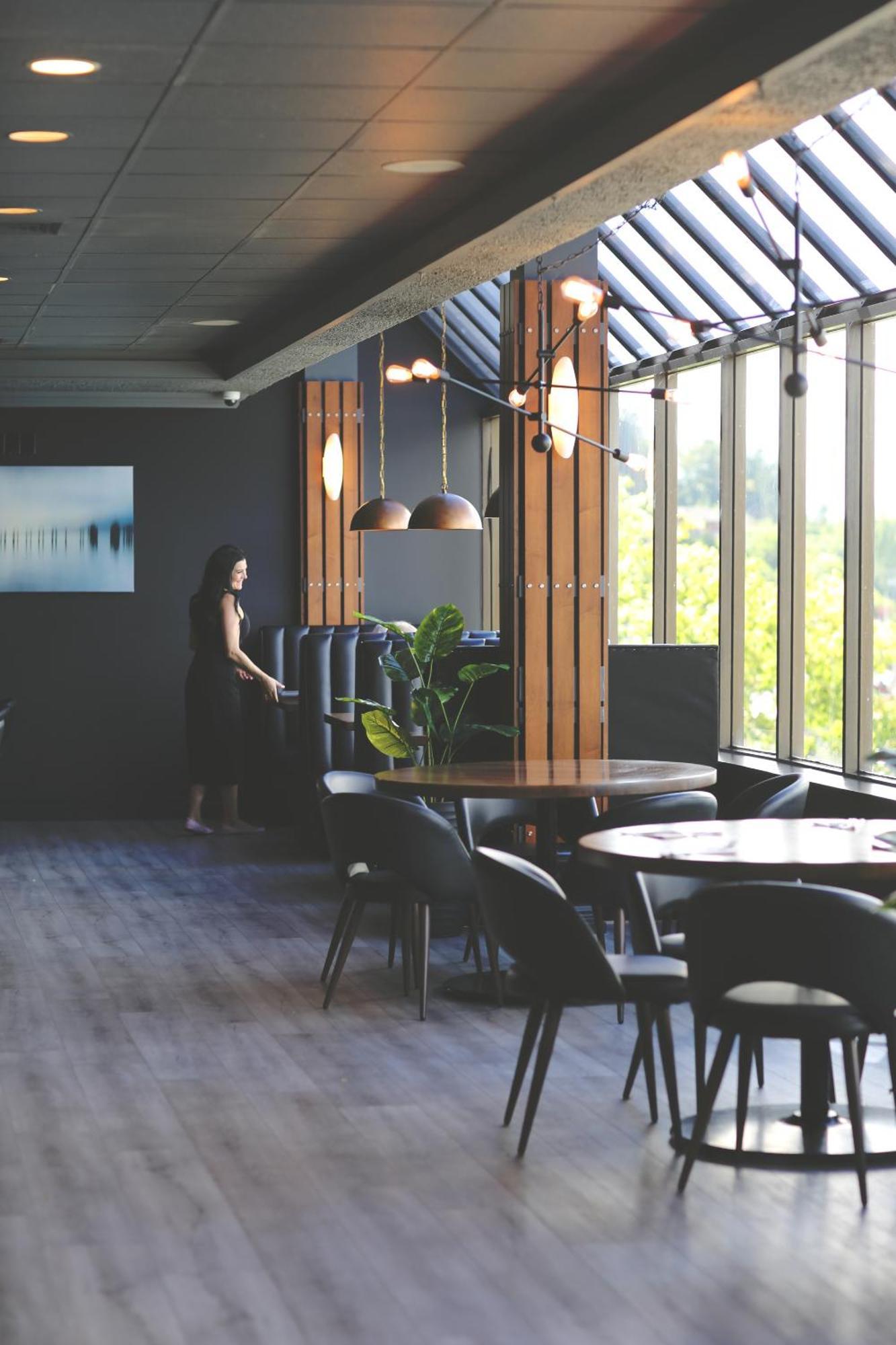 Oceanfront Suites At Cowichan Bay Extérieur photo