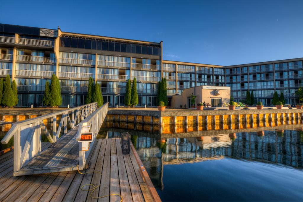 Oceanfront Suites At Cowichan Bay Extérieur photo