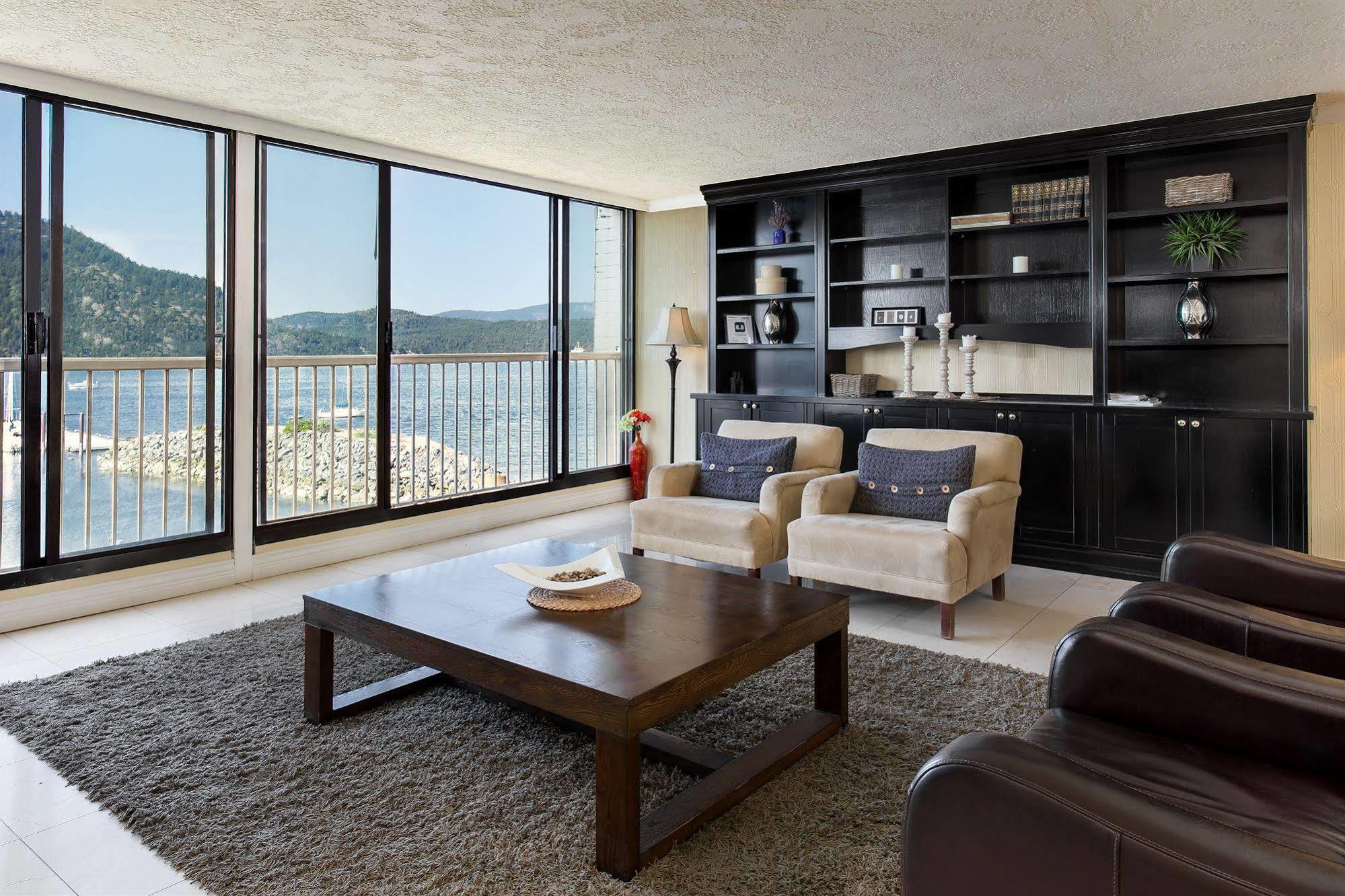 Oceanfront Suites At Cowichan Bay Extérieur photo