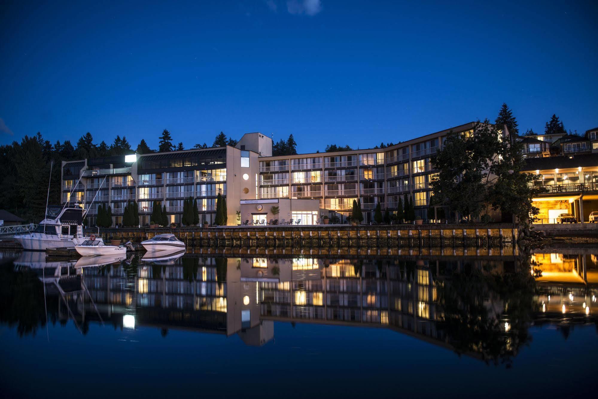 Oceanfront Suites At Cowichan Bay Extérieur photo
