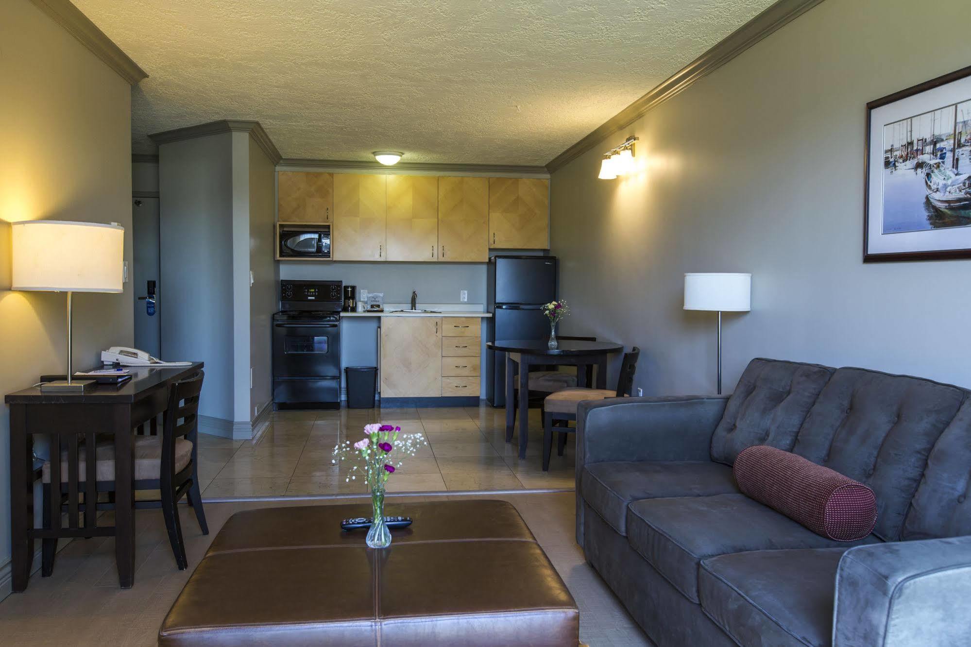 Oceanfront Suites At Cowichan Bay Extérieur photo