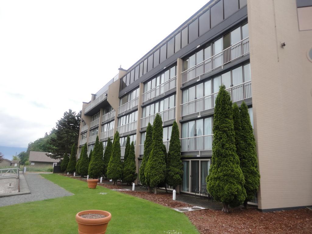 Oceanfront Suites At Cowichan Bay Extérieur photo