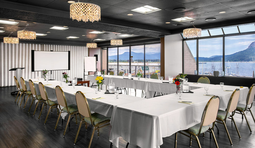 Oceanfront Suites At Cowichan Bay Extérieur photo